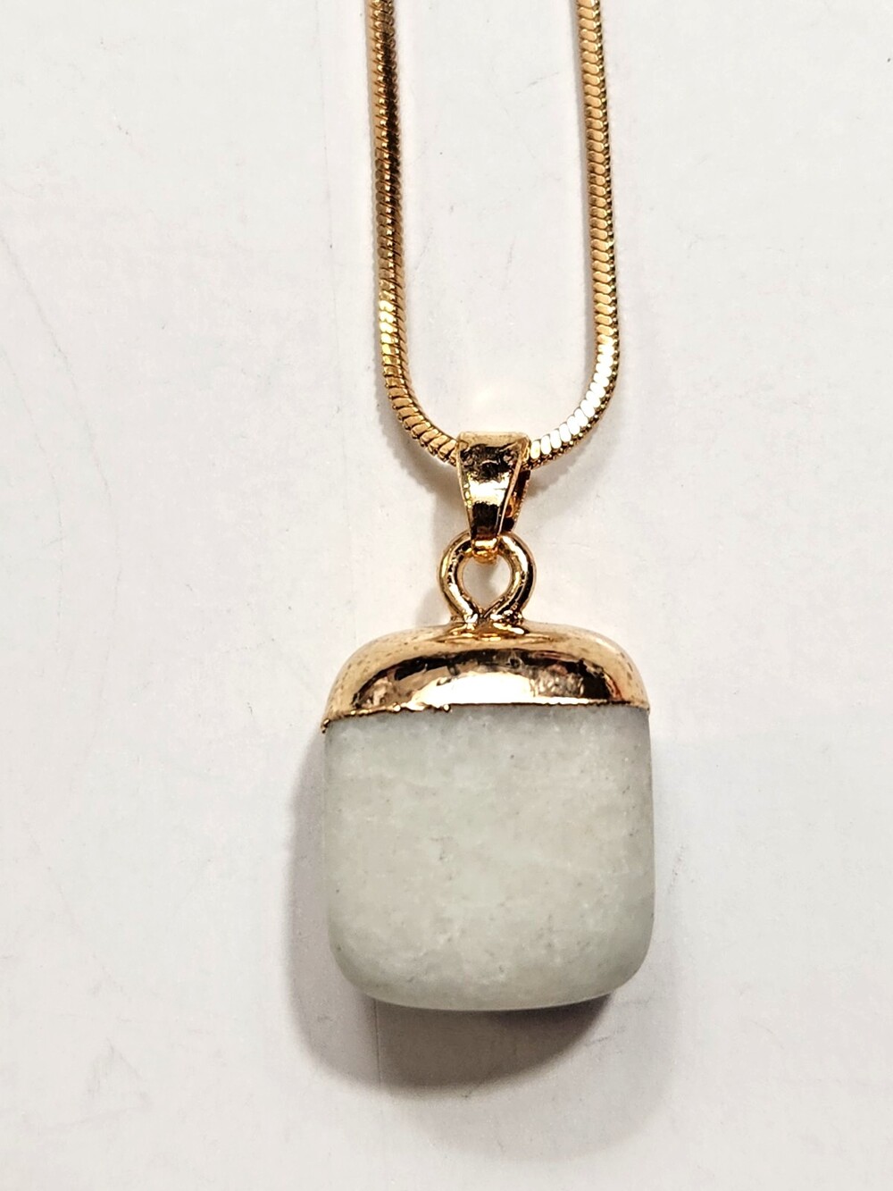 NWOT Unpolished White Jade Pendant Necklace Goldtone Delicate Snake Chain Dainty
